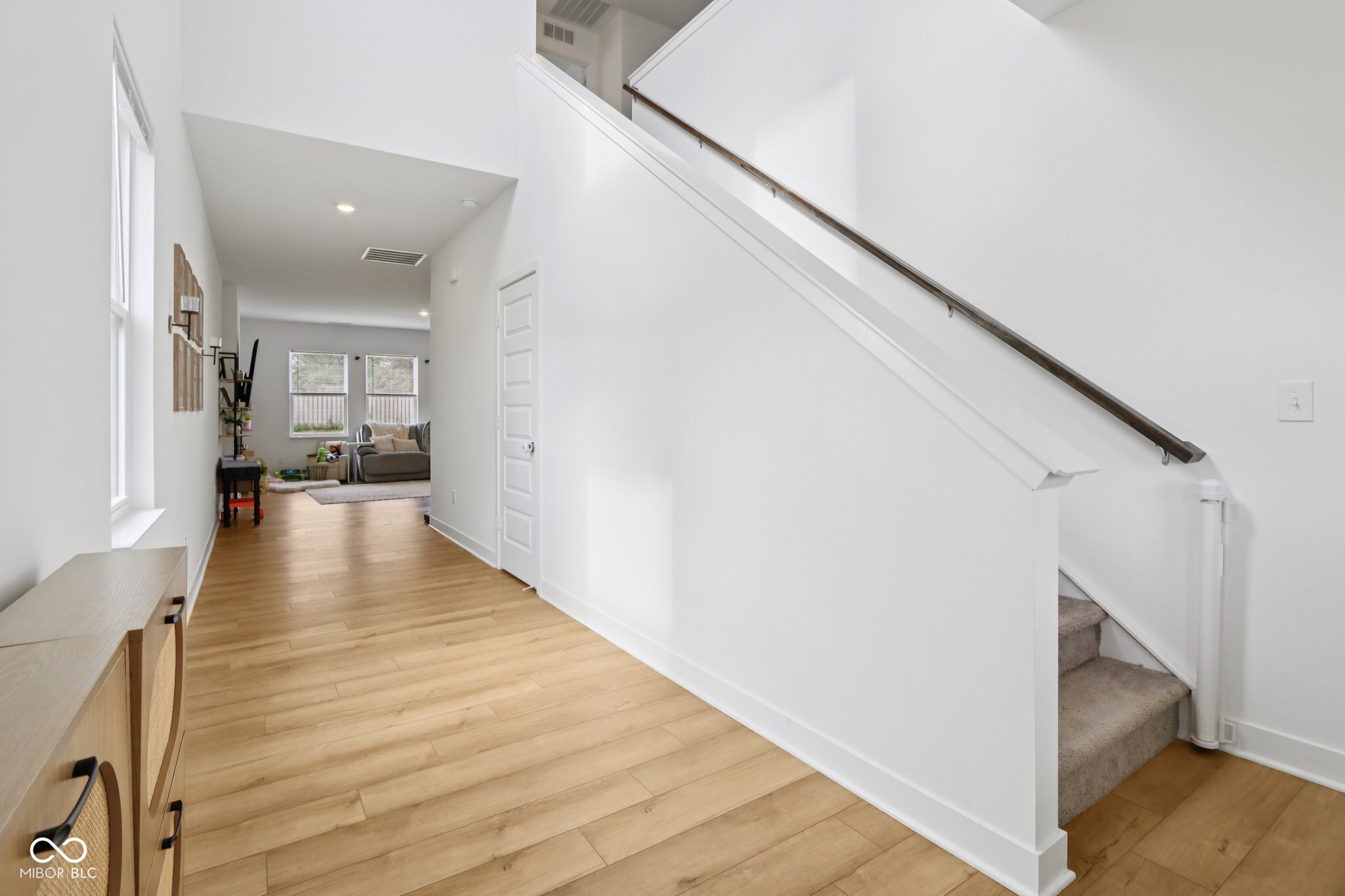 7118 Estes Drive Indianapolis, IN 46239 - Photo 5 of 47