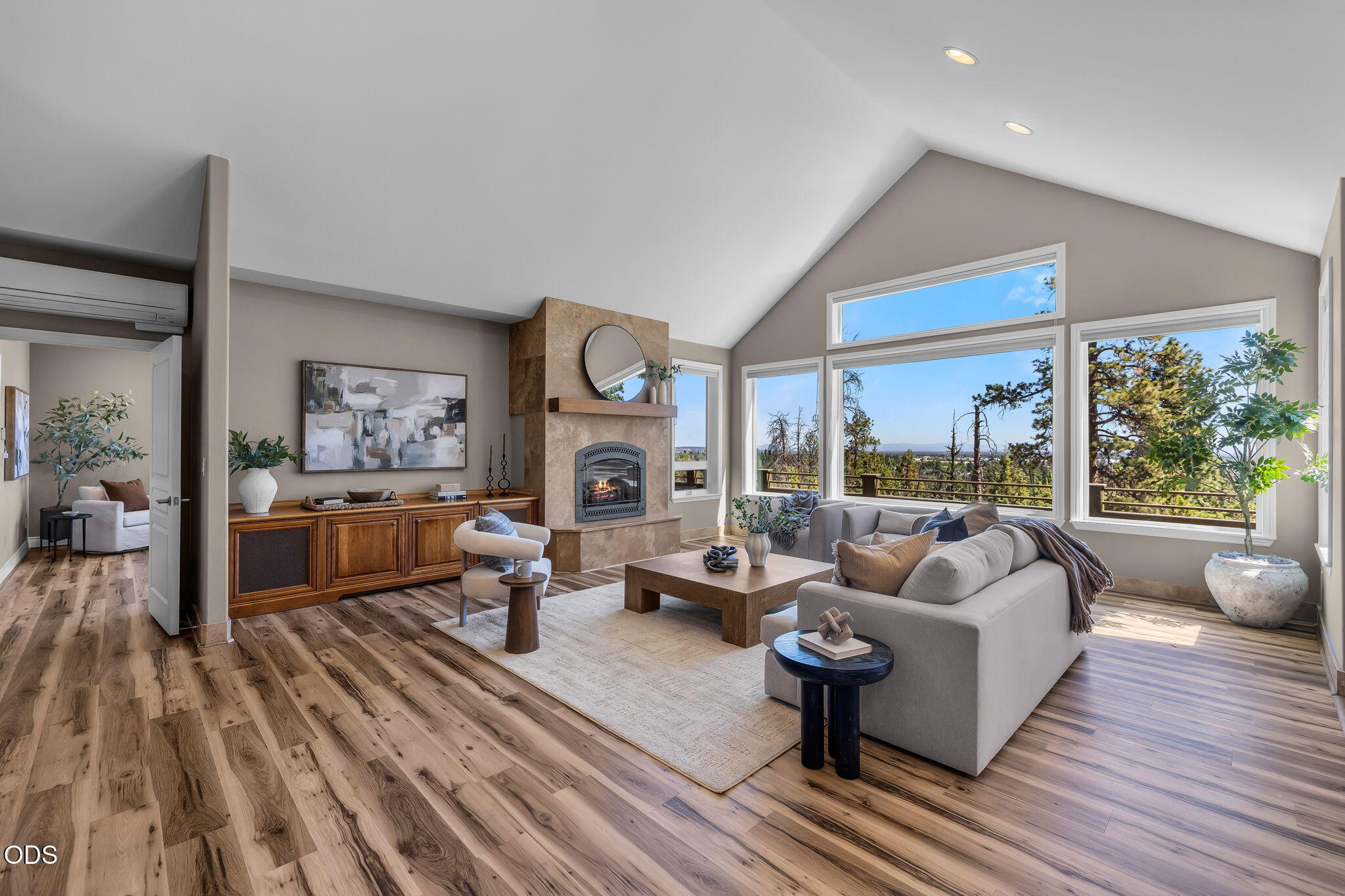 3732 Northwest Summerfield Road Bend, OR 97703 - Photo 12 of 82 Gallery Image 12