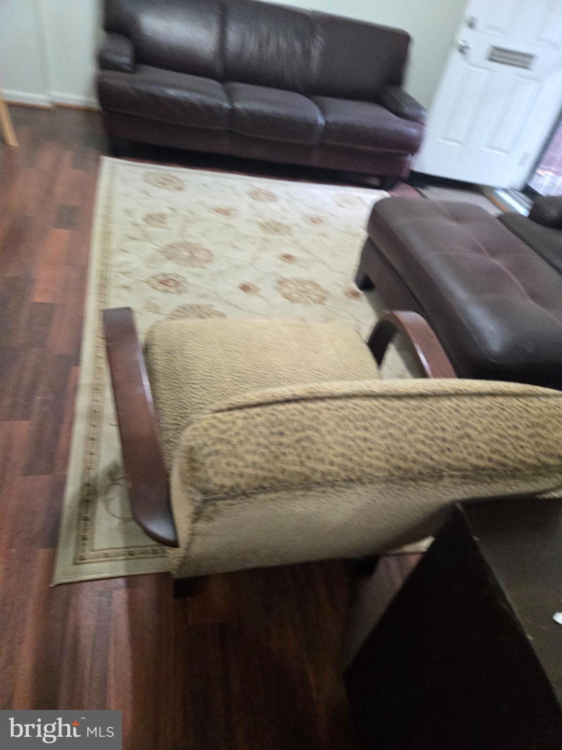 401 O Street Northwest Washington, DC 20001 - Photo 13 of 41 a living room with furniture
