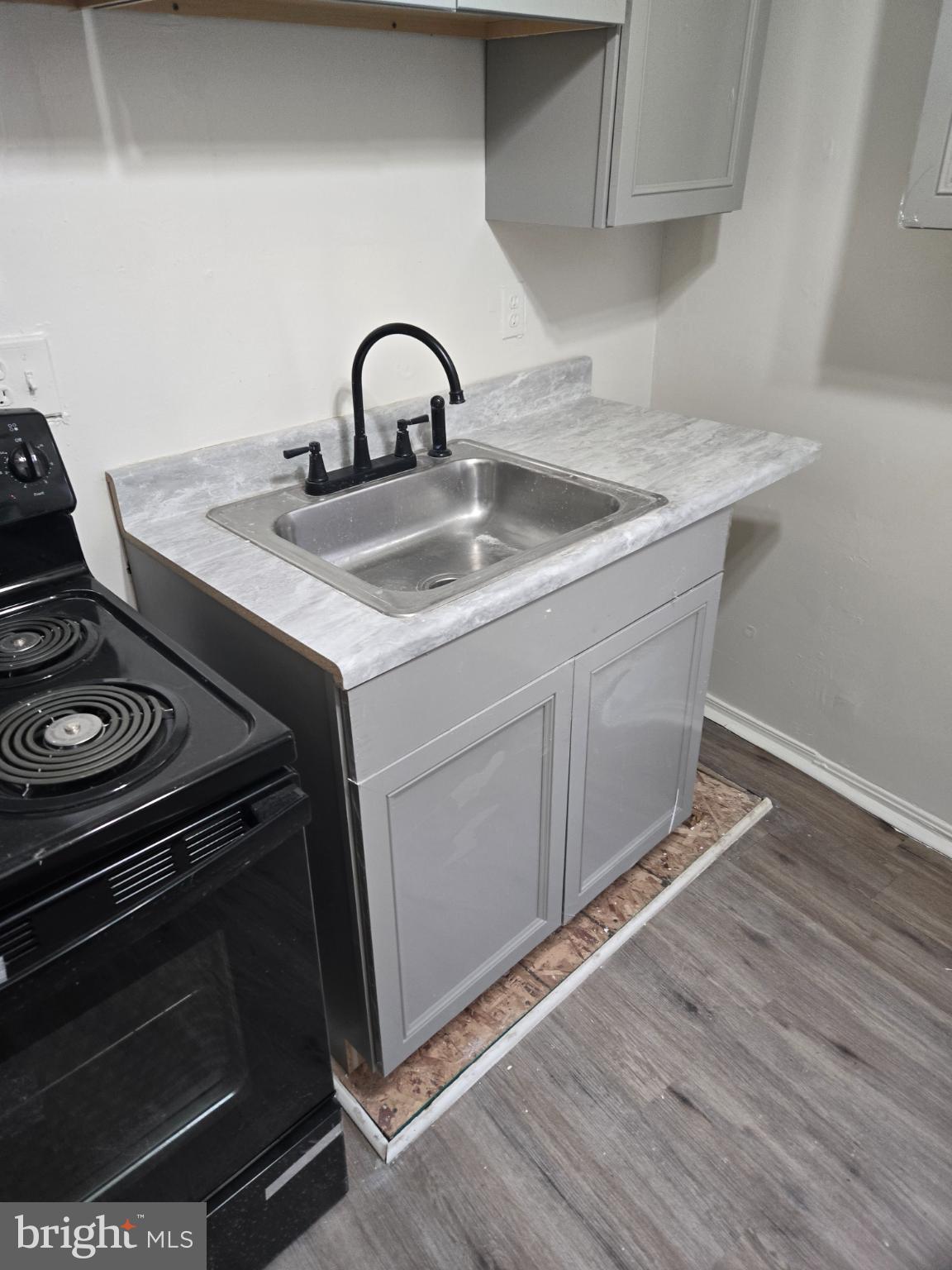 401 O Street Northwest Washington, DC 20001 - Photo 34 of 41 a close view of stove top oven