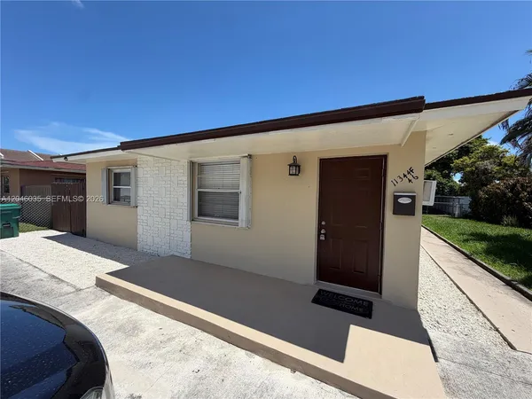 $1,975 | 11344 Southwest 2nd Street, Unit FRONT, Sweetwater, FL 33174