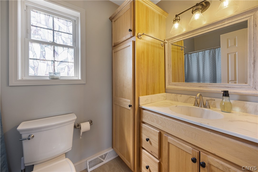 441 Kingdom Road Volney, NY 13126 - Photo 19 of 49