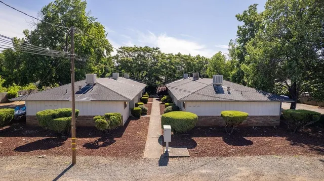 a view of outdoor space yard and patio