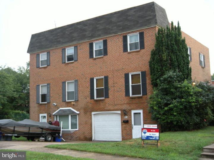 104 Rennard Terrace Philadelphia, PA 19116 - Photo 1 of 15 Gallery Image 1