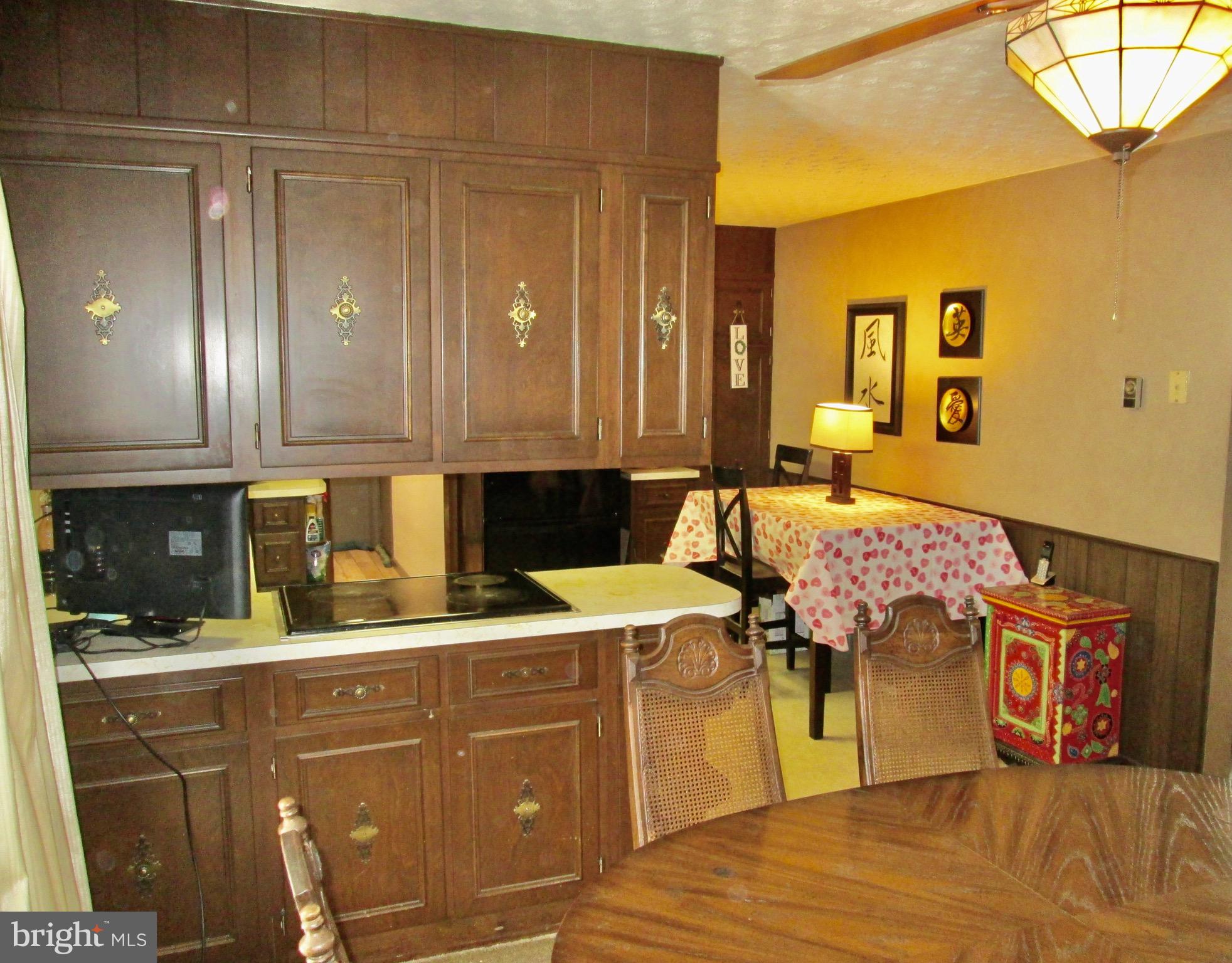 524 Prison Road Leesport, PA 19533 - Photo 10 of 66 Dining Area