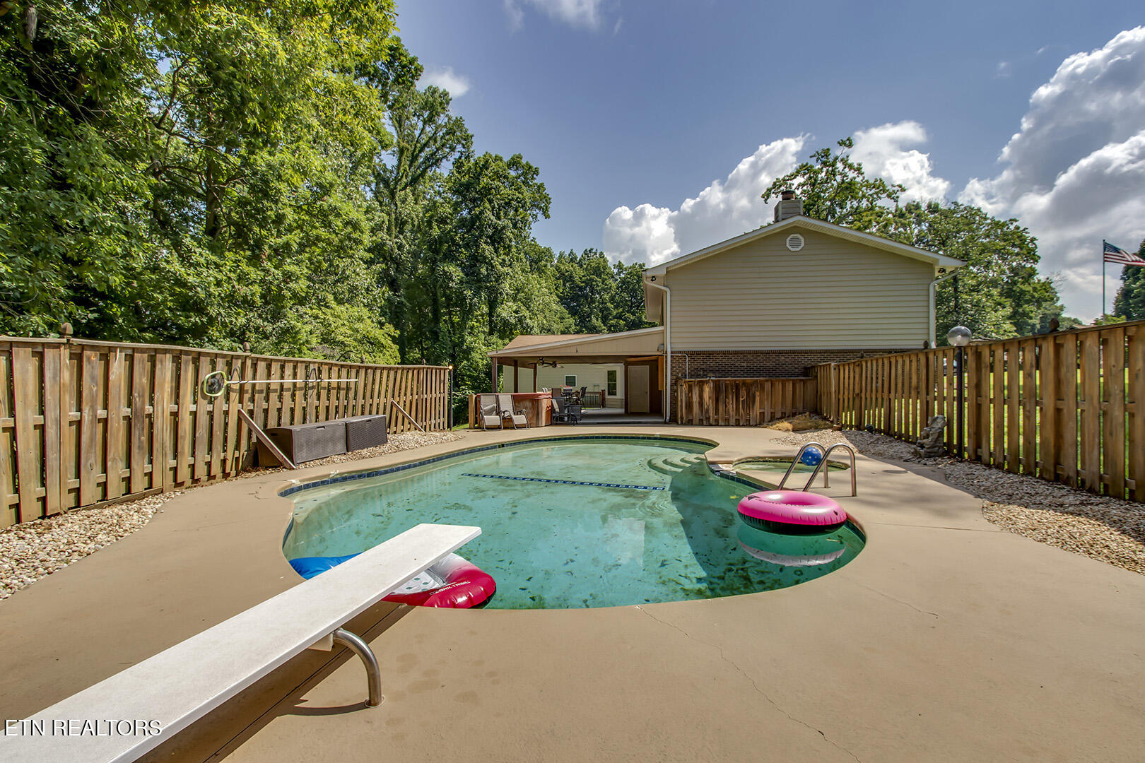 145 Van Stowe Road Harriman, TN 37748 - Photo 57 of 60 57_VanStoweRoad_145_Pool02
