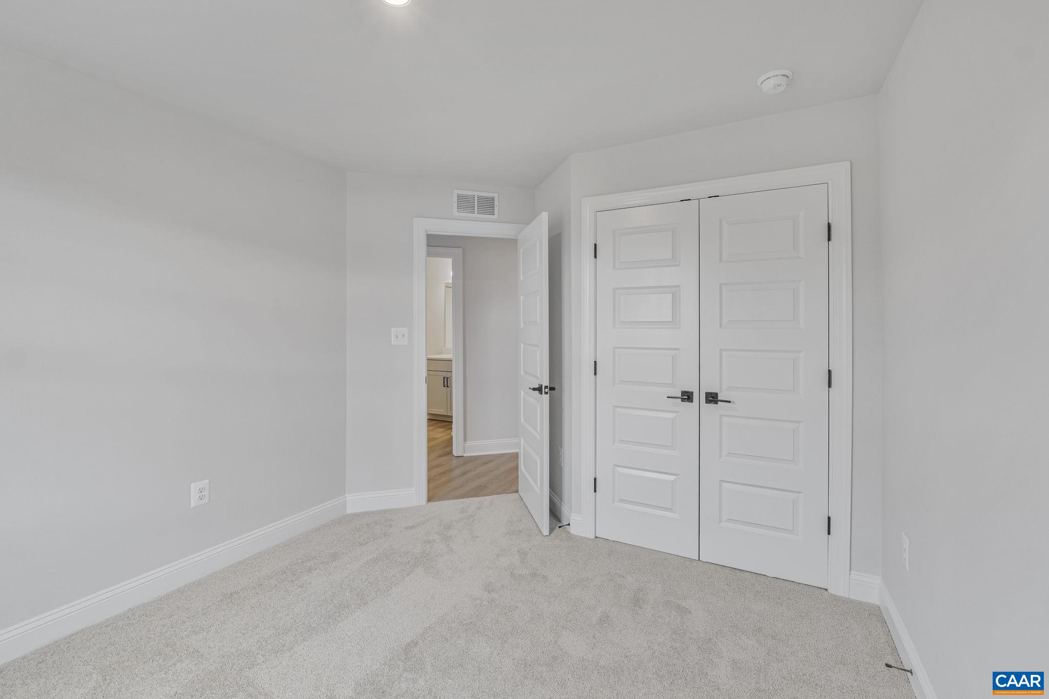 216 Springdale Road Waynesboro, VA 22980 - Photo 34 of 39 Gallery Image 34