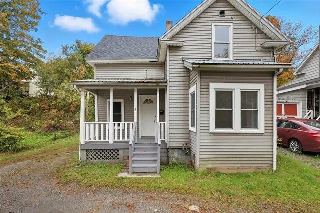$192,000 | 3 Aiken Street, Barre, VT 05641