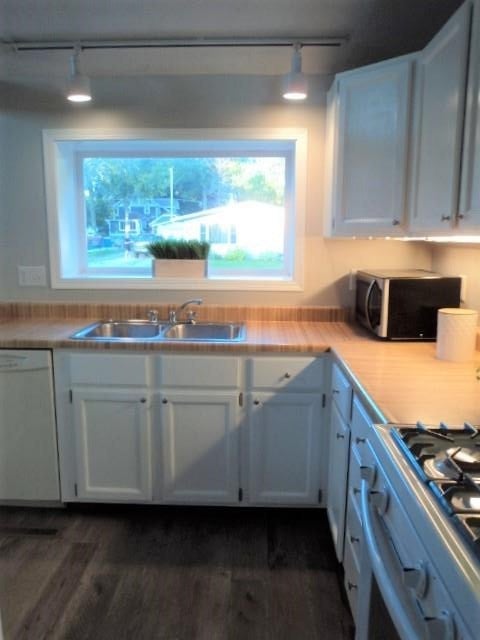 713 3rd Street Kalona, IA 52247 - Photo 8 of 23 Gallery Image 8