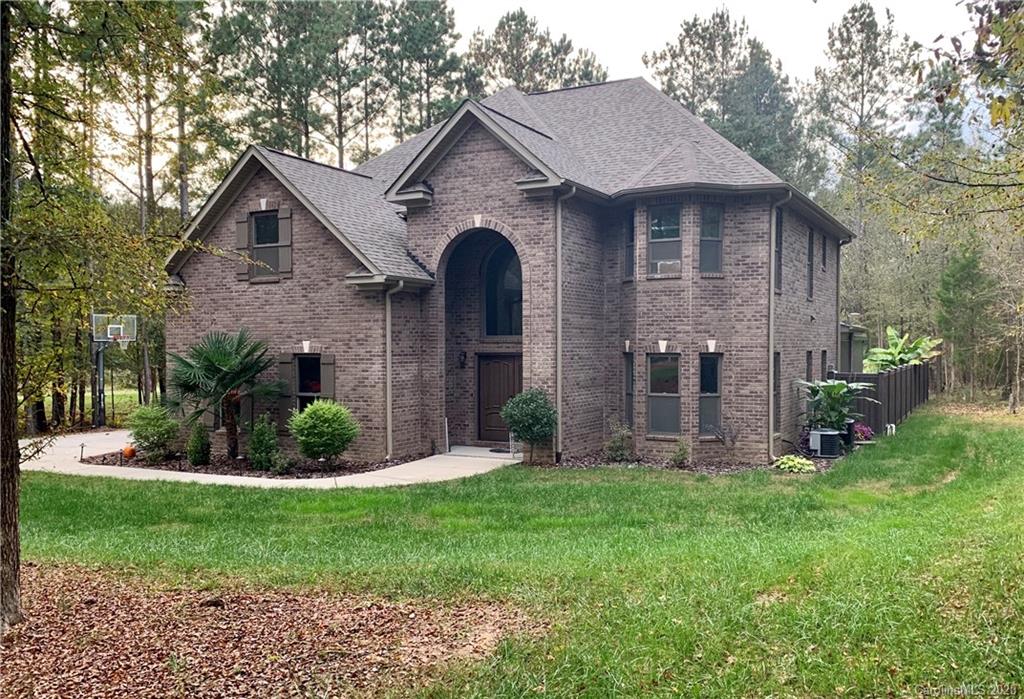 103 Mariners Bluff Road York, SC 29745 - Photo 1 of 25 Gallery Image 1