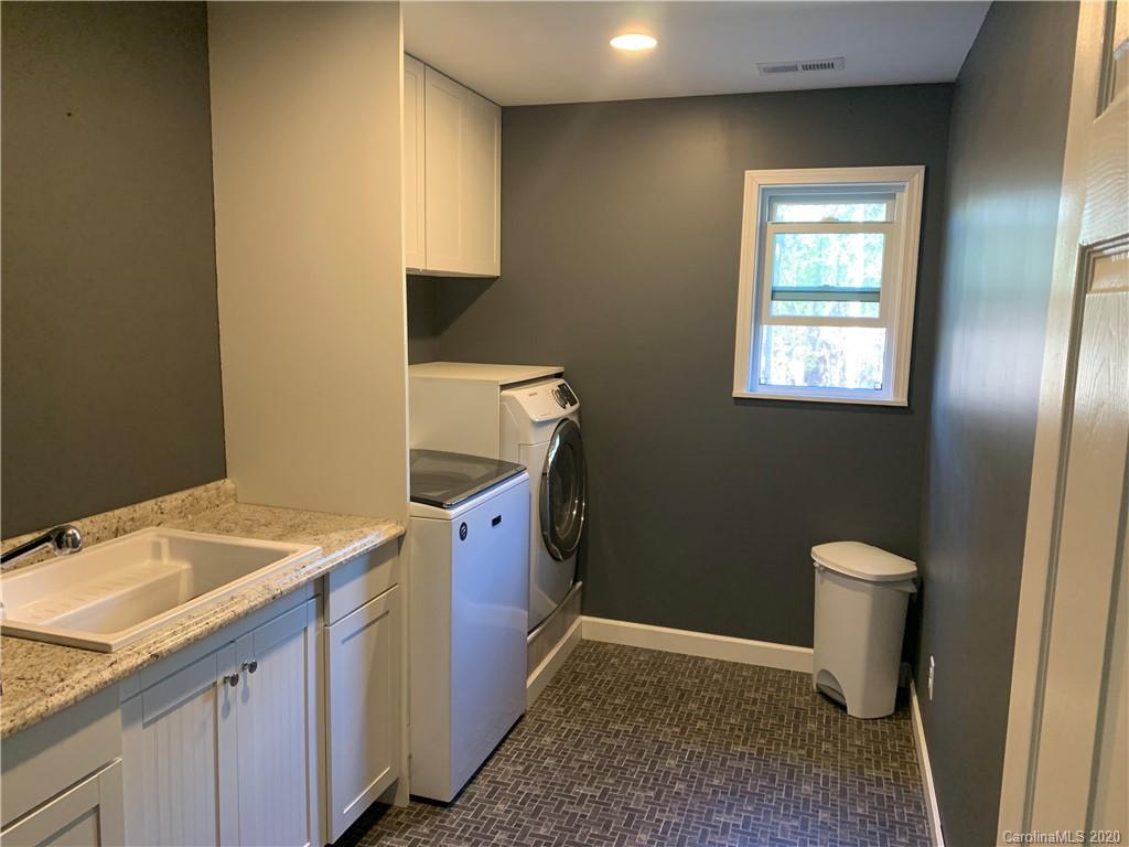 103 Mariners Bluff Road York, SC 29745 - Photo 20 of 25 Gallery Image 20