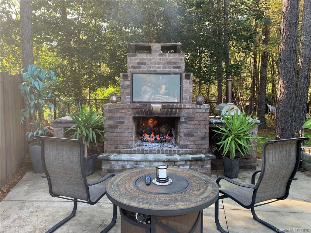 103 Mariners Bluff Road York, SC 29745 - Photo 6 of 25 Gallery Image 6
