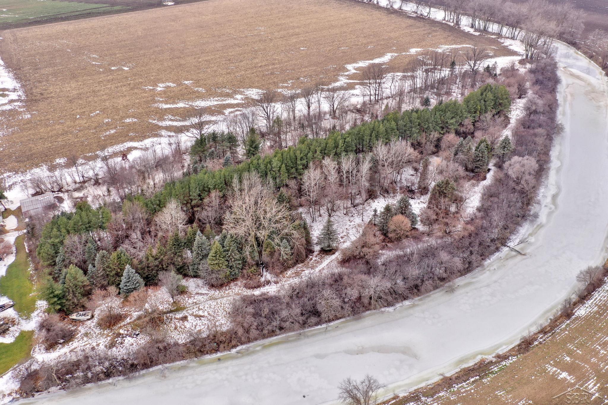 6325 Becker Road Saginaw, MI 48601 - Photo 41 of 47 50098435-41.JPG