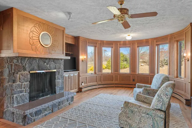 $1,395,000 | 43 Sterling Place, Bow, NH 03304