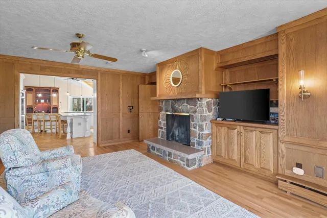 $1,395,000 | 43 Sterling Place, Bow, NH 03304