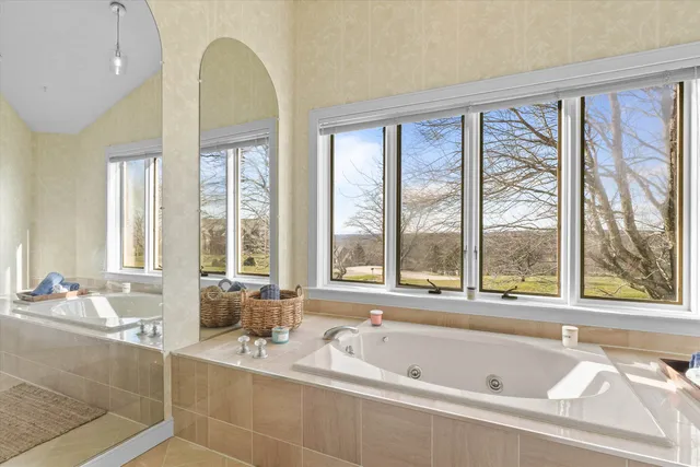 $1,395,000 | 43 Sterling Place, Bow, NH 03304