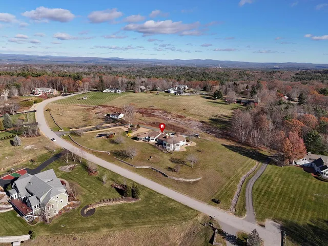 $1,395,000 | 43 Sterling Place, Bow, NH 03304