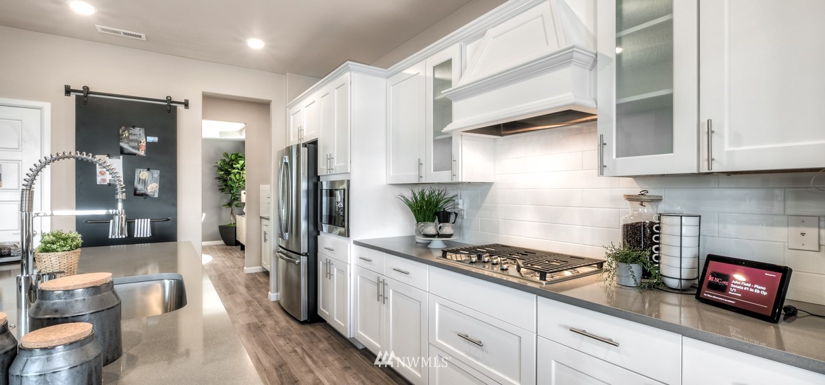 18312 Bellflower Road, Unit 303 Bothell, WA 98012 - Photo 12 of 21