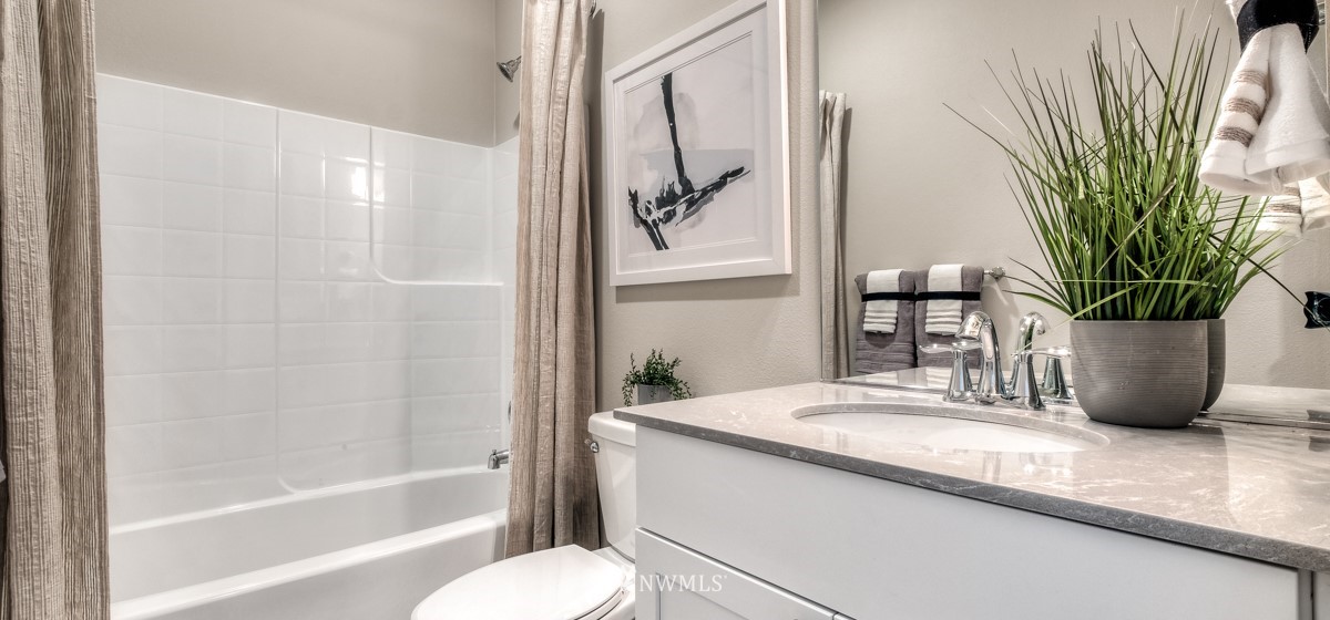 18312 Bellflower Road, Unit 303 Bothell, WA 98012 - Photo 5 of 21