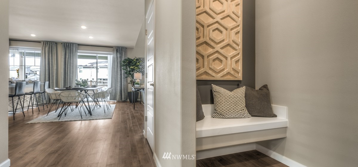 18312 Bellflower Road, Unit 303 Bothell, WA 98012 - Photo 8 of 21