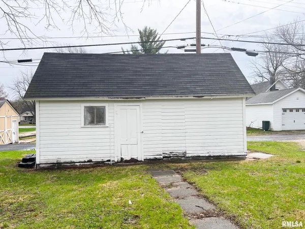 $225,000 | 107 West Hill Street, Eureka, IL 61530