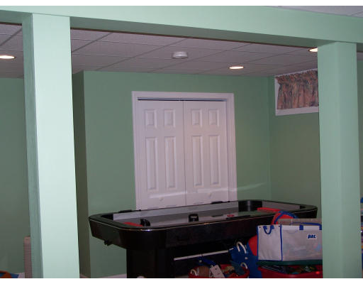 249 Scott Road Oakham, MA 01068 - Photo 10 of 14 Gallery Image 10