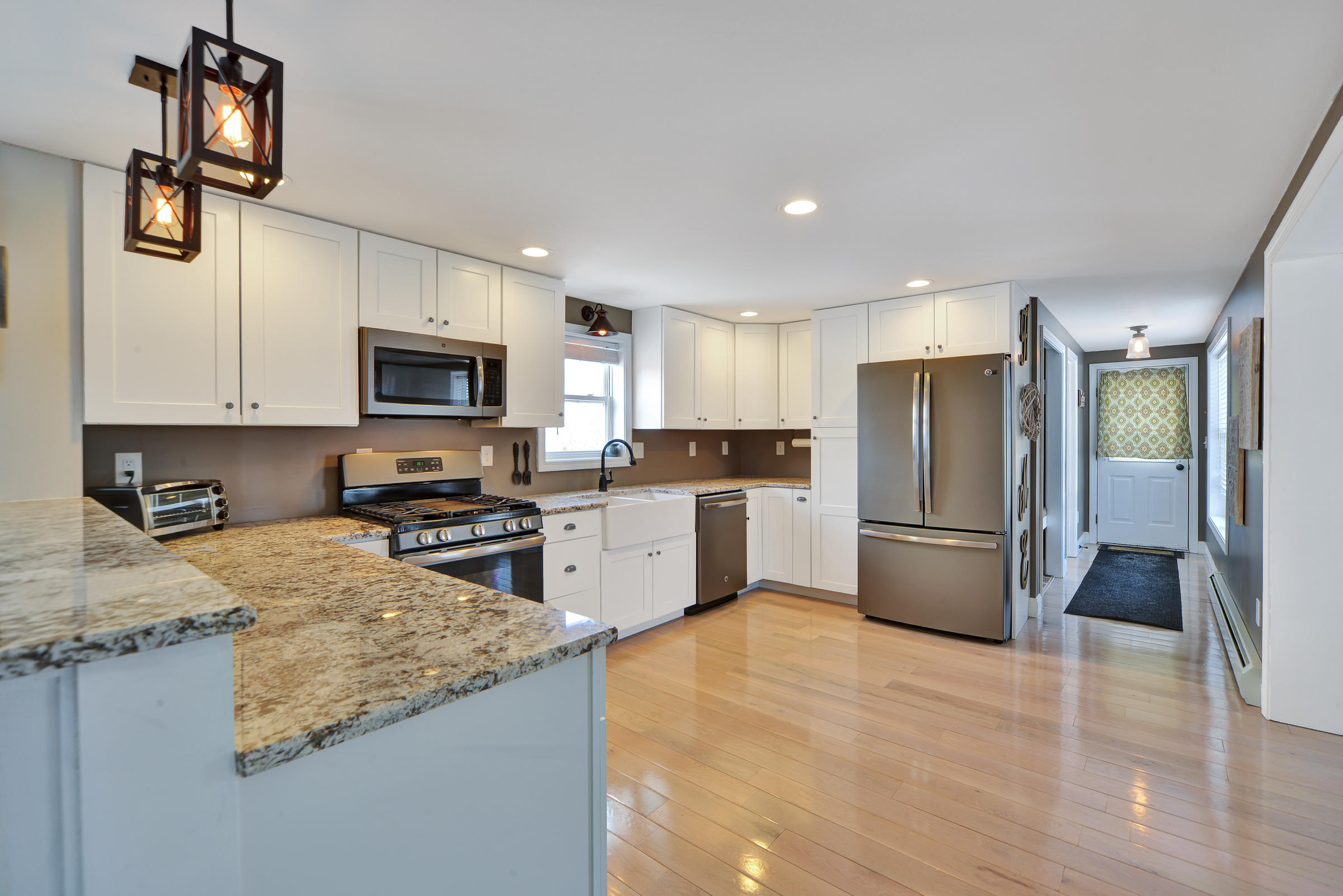 6 Pond Road South China, ME 04358 - Photo 3 of 52 107917-7