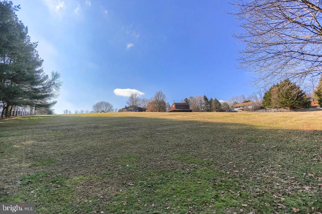 213 Bragg Circle Hanover, PA 17331 - Photo 23 of 25