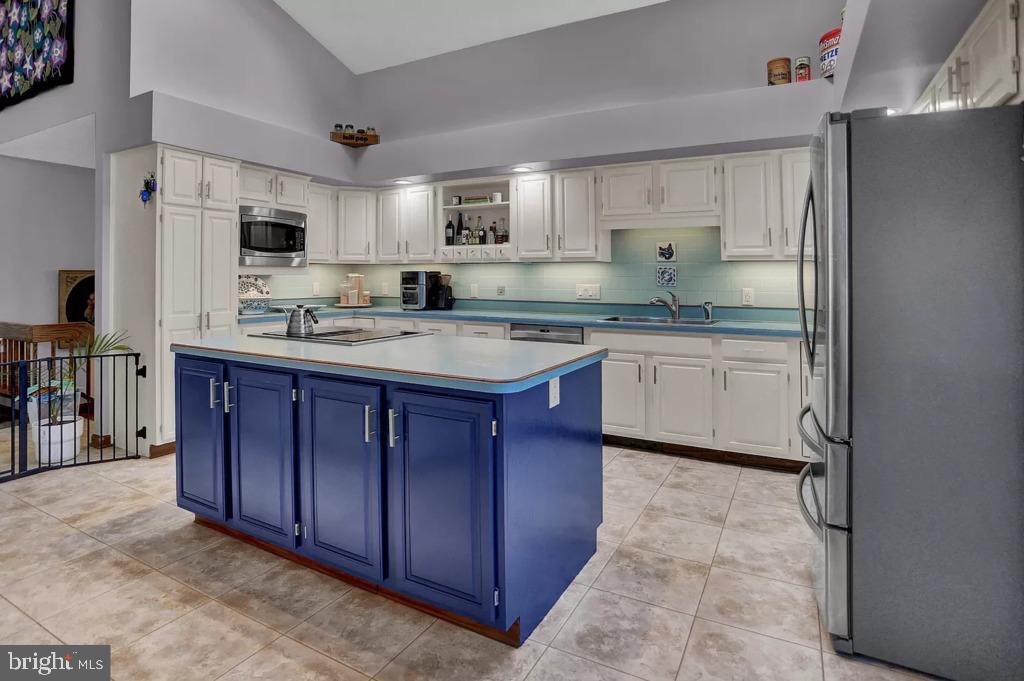 213 Bragg Circle Hanover, PA 17331 - Photo 8 of 25