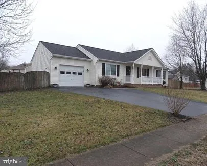 a house view with a outdoor space