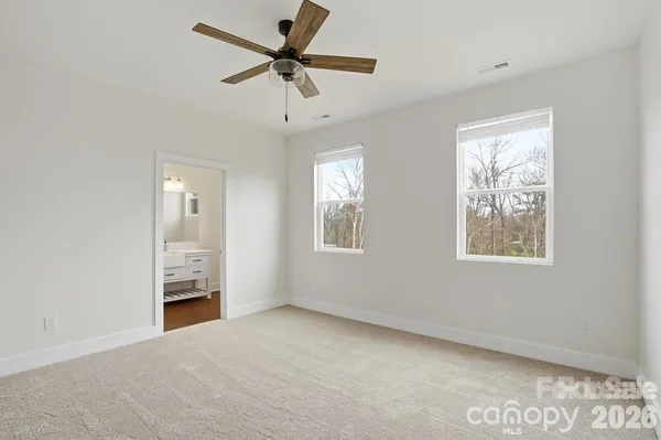 $2,200 | 102 Snyder Court Northeast, Concord, NC 28025