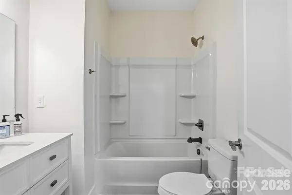 $2,200 | 102 Snyder Court Northeast, Concord, NC 28025