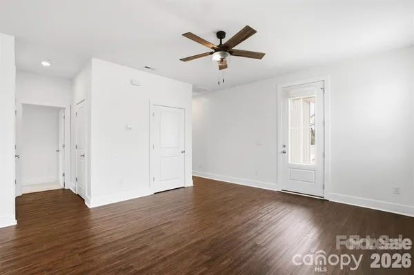 $2,200 | 102 Snyder Court Northeast, Concord, NC 28025