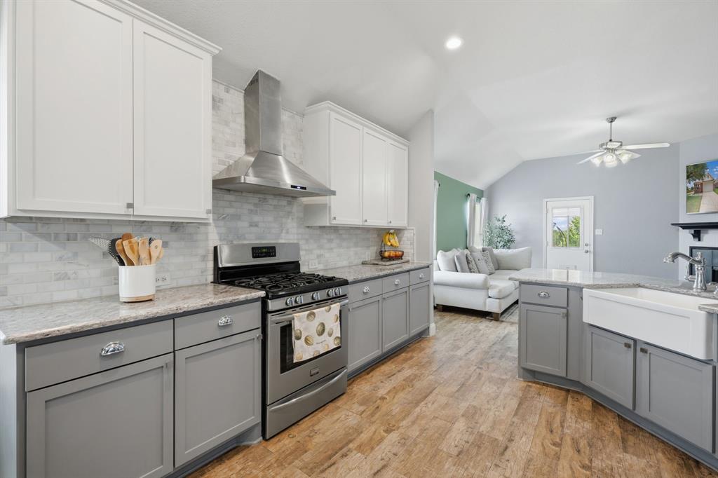 14152 Rodeo Daze Drive Fort Worth, TX 76052 - Photo 7 of 20 Kitchen
