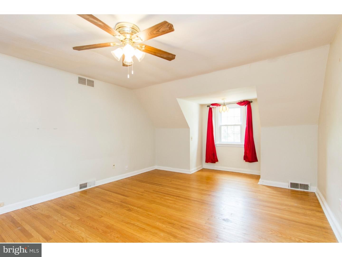 526 Andrew Road Springfield, PA 19064 - Photo 12 of 18 Bedroom 2