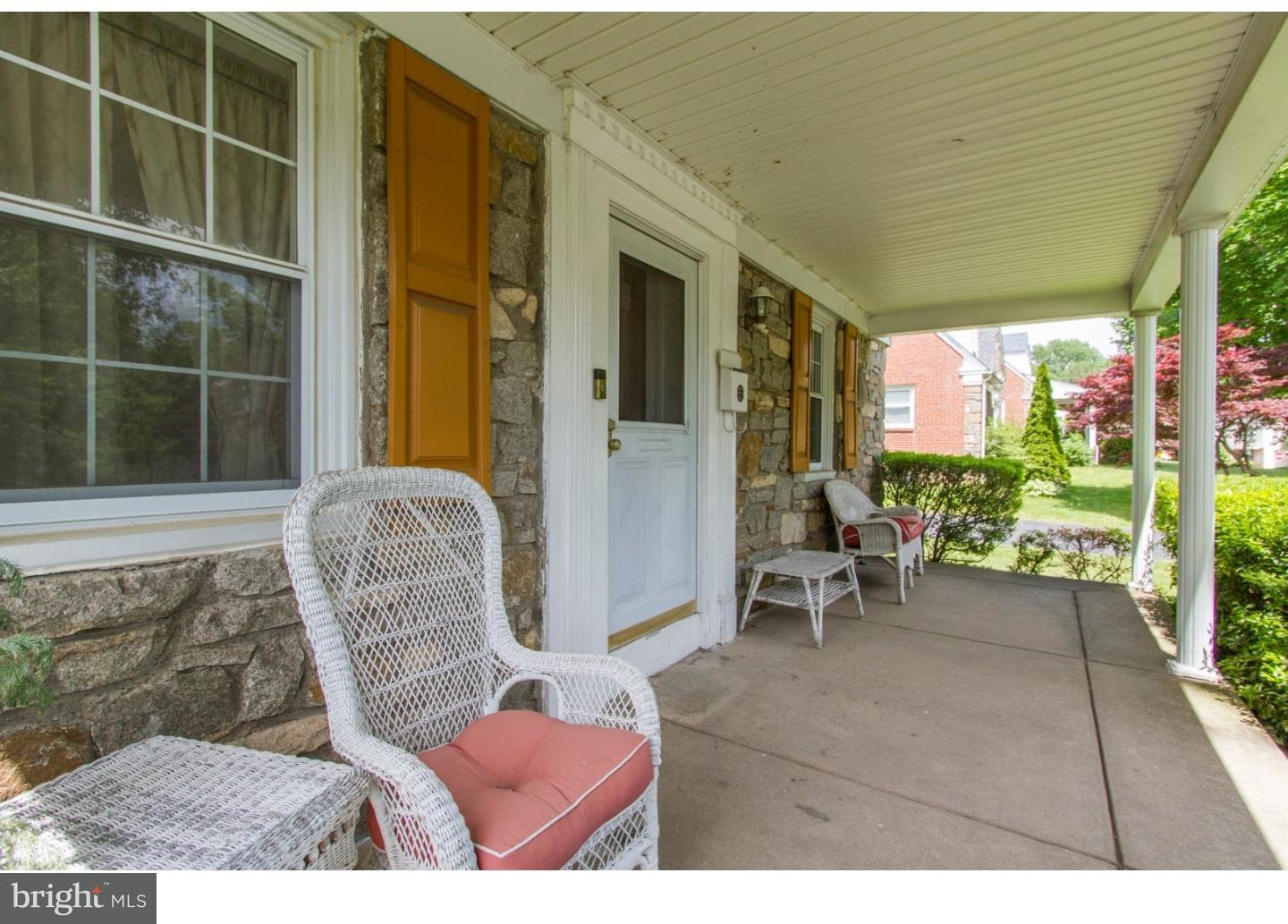 526 Andrew Road Springfield, PA 19064 - Photo 4 of 18 Porch