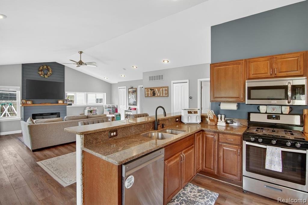 1020 Savage Road Belleville, MI 48111 - Photo 21 of 49 Gallery Image 21