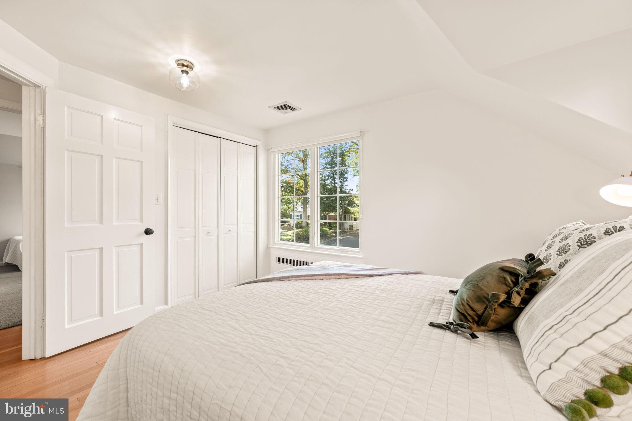 3203 Circle Hill Road Alexandria, VA 22305 - Photo 28 of 48 a bedroom with a bed and a window