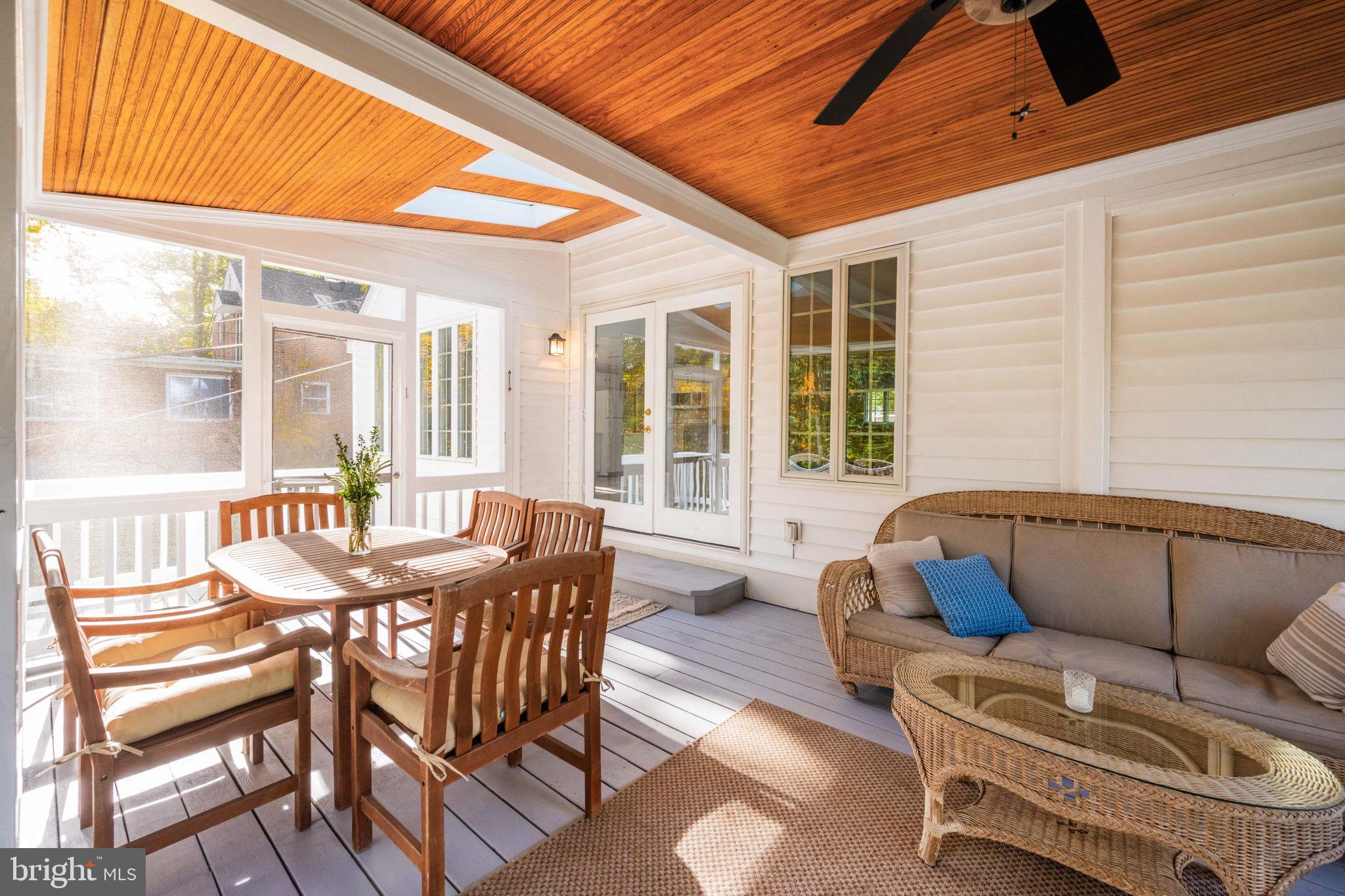 3203 Circle Hill Road Alexandria, VA 22305 - Photo 44 of 48 a dining room with furniture and windows