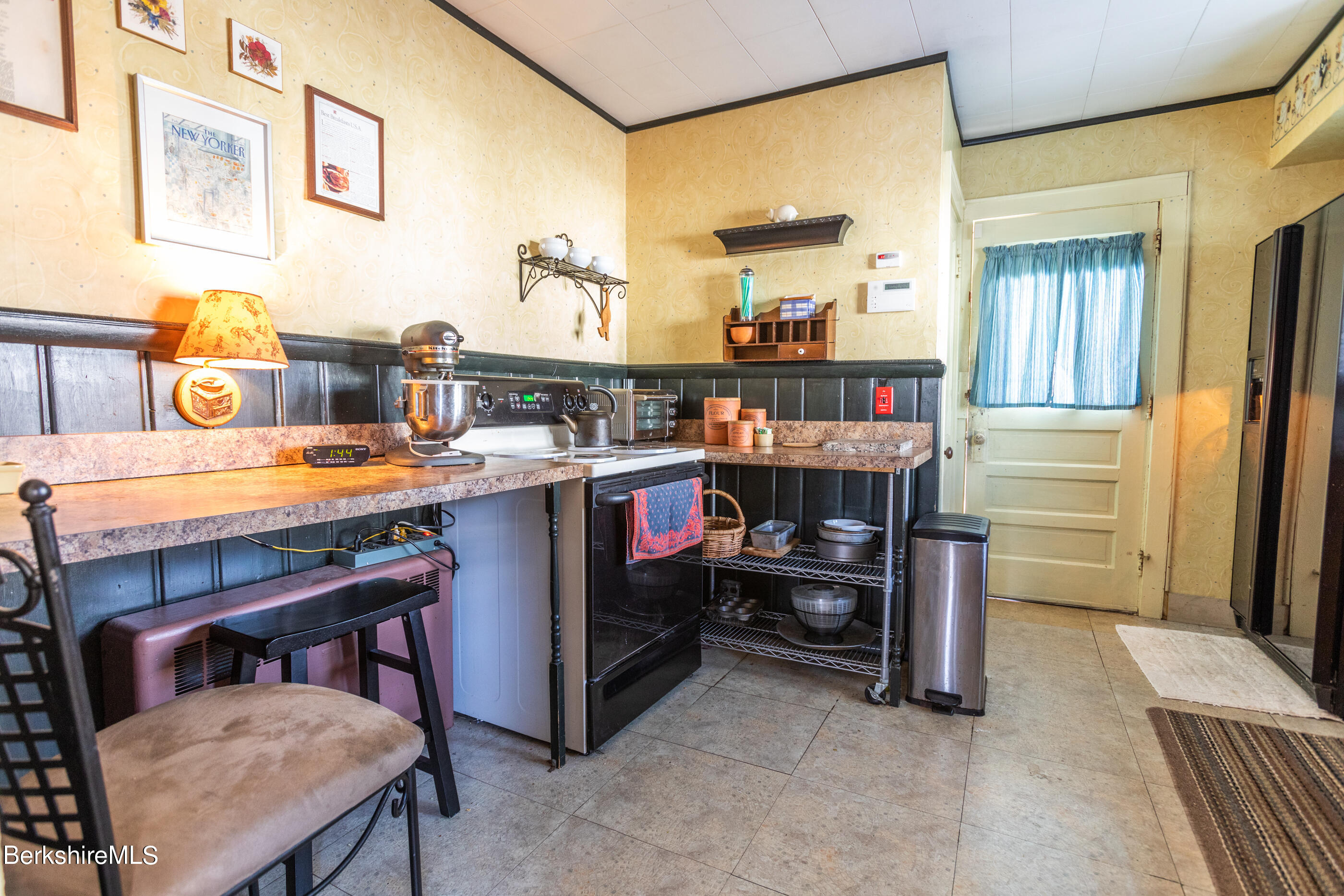 69 Ridge Avenue Pittsfield, MA 01201 - Photo 13 of 39 D9E7869C-9C3F-486C-9661-2A0C3AEA7F66