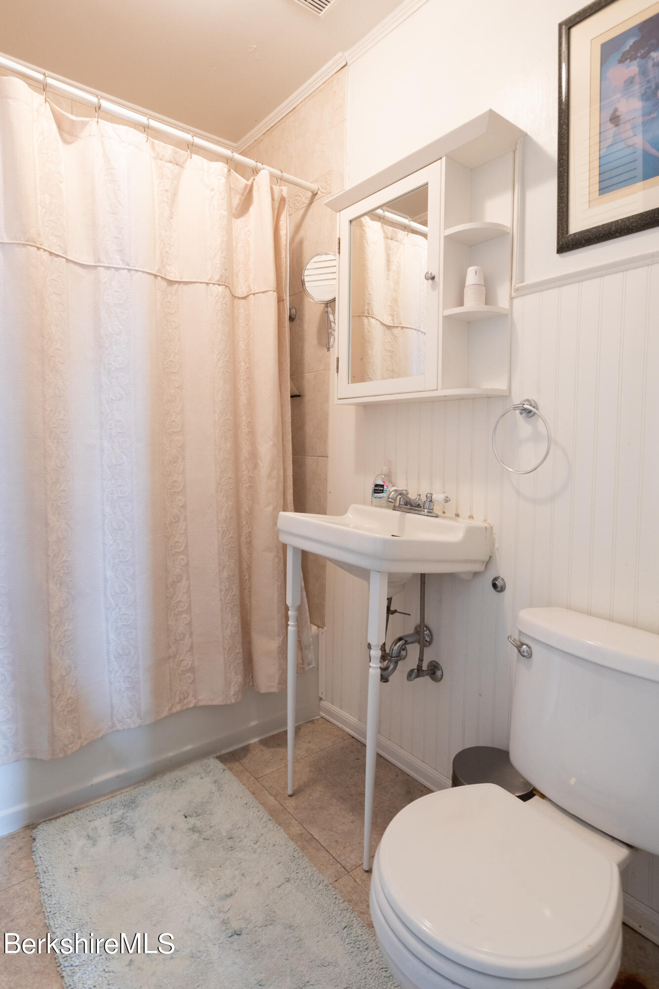 69 Ridge Avenue Pittsfield, MA 01201 - Photo 21 of 39 19D59C8A-3B1D-4784-8B9B-EFA336E6FD37