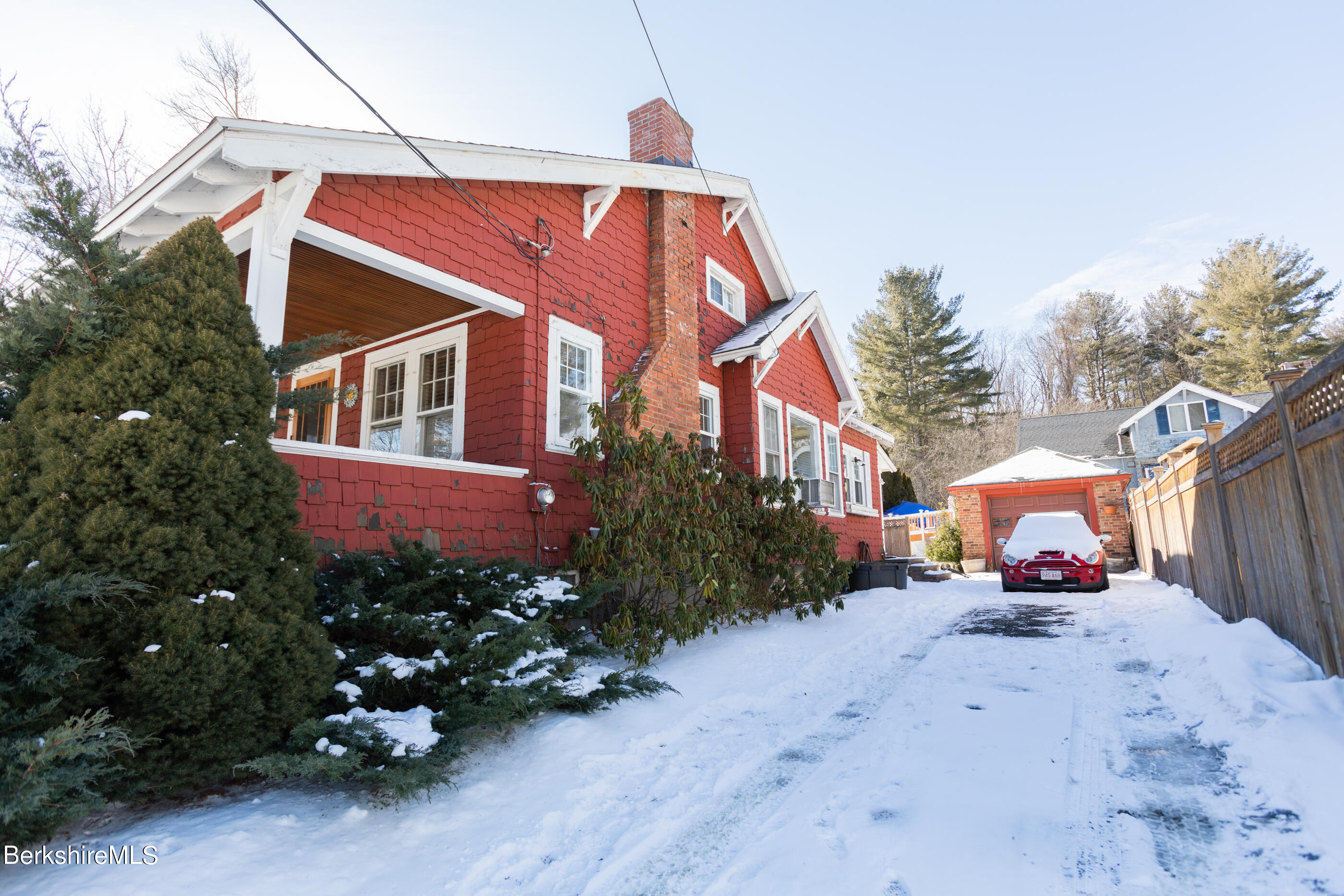 69 Ridge Avenue Pittsfield, MA 01201 - Photo 7 of 39 C47FB5E0-E71A-4652-A6C5-E825663BBC1A