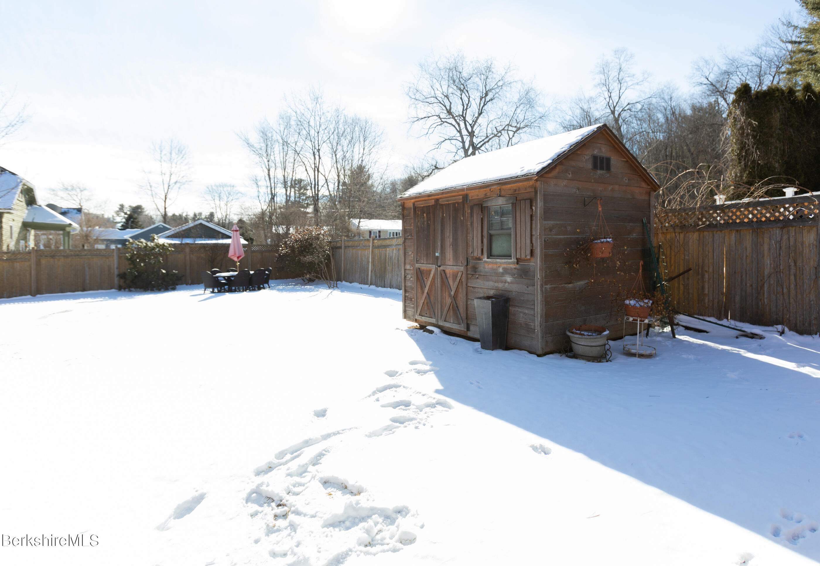 69 Ridge Avenue Pittsfield, MA 01201 - Photo 9 of 39 6922434F-6850-487C-86AC-1A47C31AF3A1