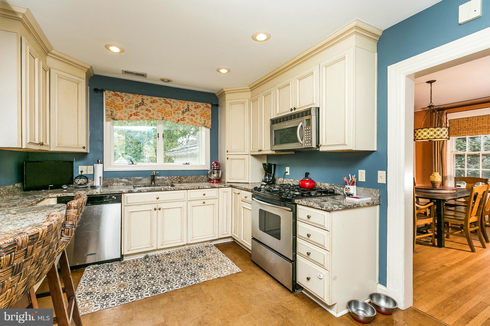 307 Tunbridge Road Baltimore, MD 21212 - Photo 9 of 19 Kitchen