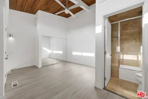 $278,000 | 5460 White Oak Avenue, Unit G305, Encino, CA 91316