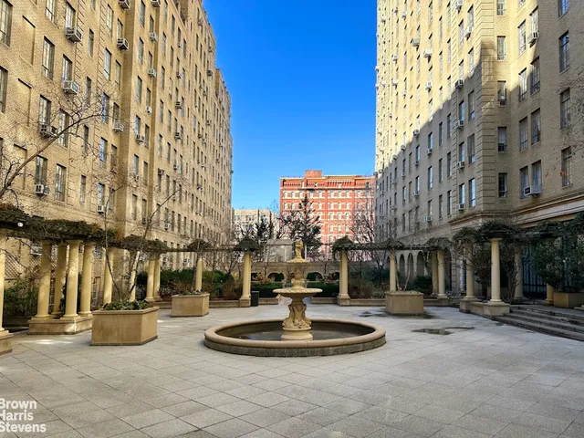 $2,450,000 | 353 West 56th Street, Unit 11FG | Hell's Kitchen