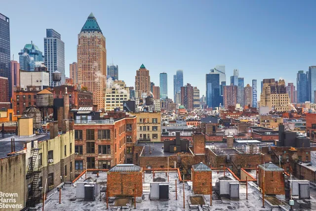 $2,450,000 | 353 West 56th Street, Unit 11FG | Hell's Kitchen