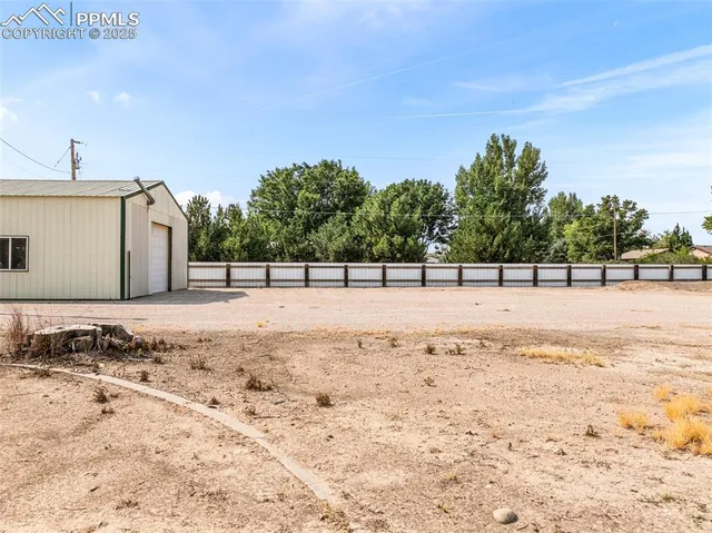 a view of outdoor space and city view