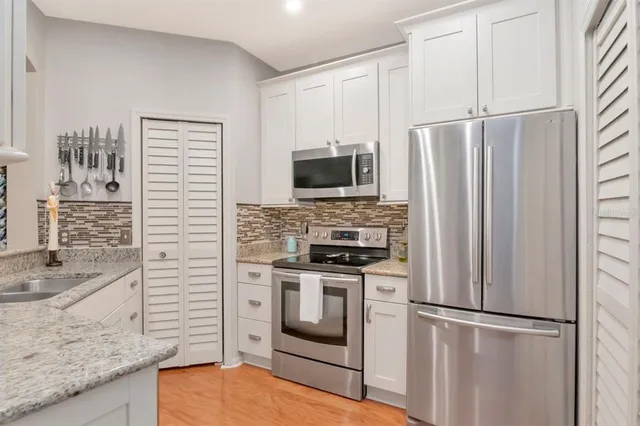 $420,000 | 2217 Tuscany Trace, Unit 10, Palm Harbor, FL 34683