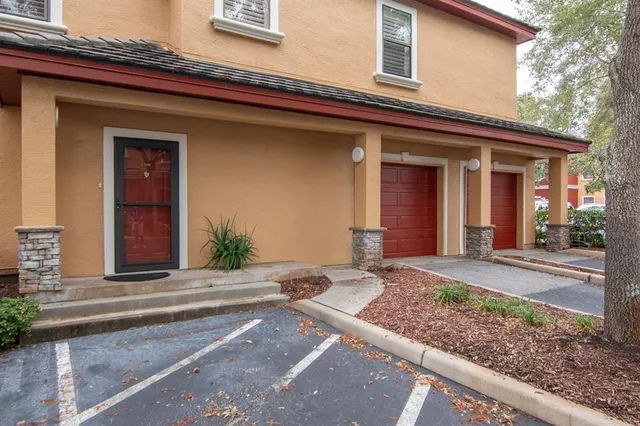 $420,000 | 2217 Tuscany Trace, Unit 10, Palm Harbor, FL 34683